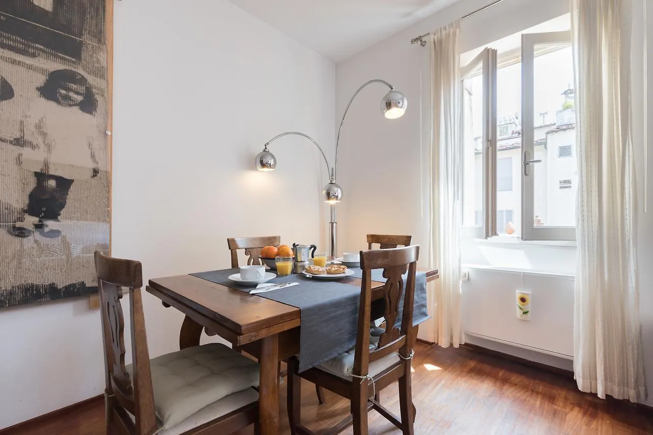 Daire Beautiful Terrace Santo Spirito Floransa